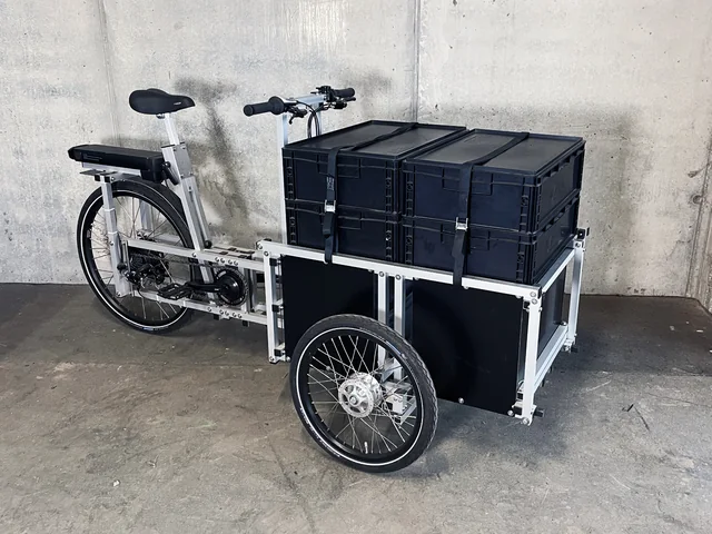 XYZ CARGO TRIKE - Eurobox Carrier